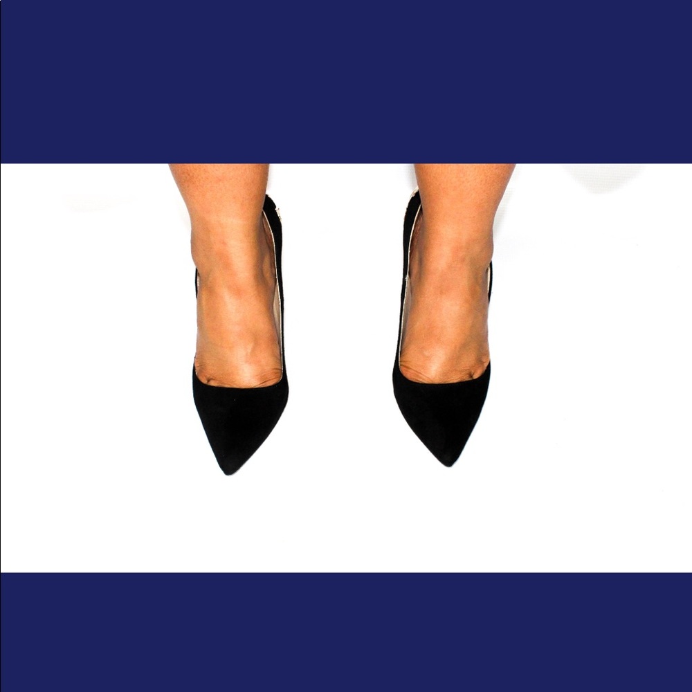 Royalty Black and Gold Pumps - Picture 5 of 5